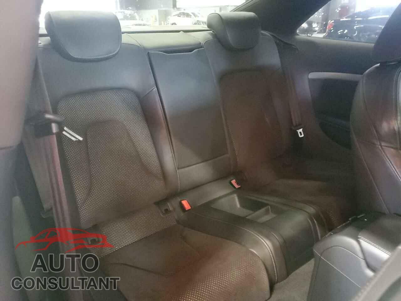 AUDI A5 2013 - WAU4FAFR2DA017875