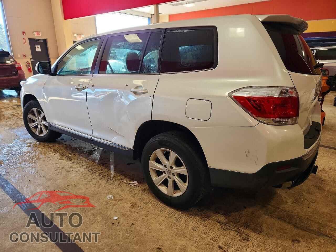 TOYOTA HIGHLANDER 2011 - 5TDBK3EH9BS045019