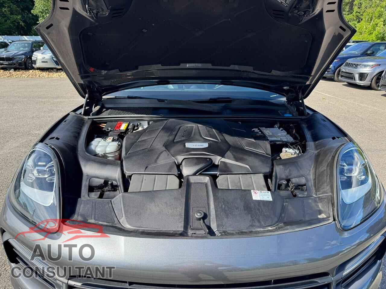 PORSCHE CAYENNE 2019 - WP1AA2AY9KDA07377