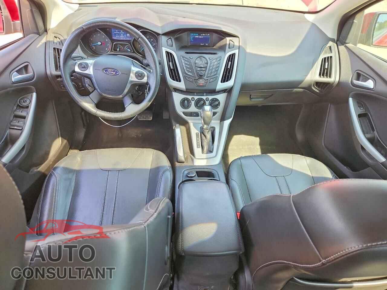 FORD FOCUS 2014 - 1FADP3F27EL115892