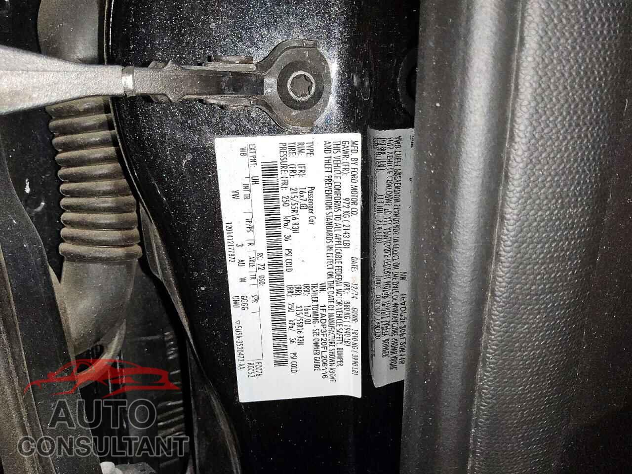 FORD FOCUS 2015 - 1FADP3F20FL206116