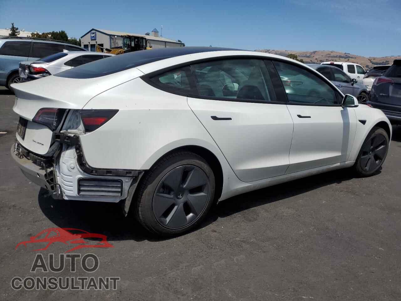 TESLA MODEL 3 2021 - 5YJ3E1EB2MF013371