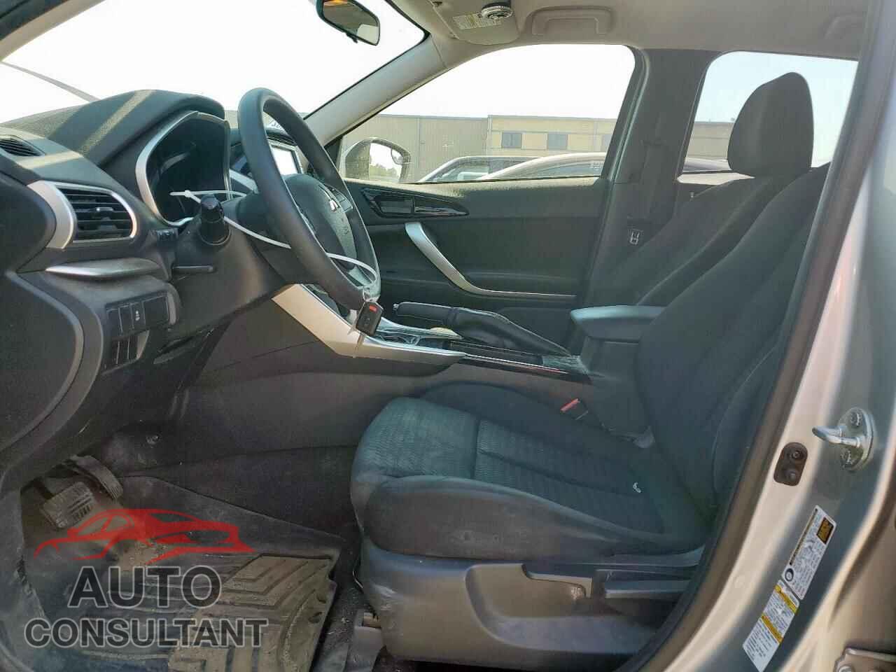 MITSUBISHI ECLIPSE 2018 - JA4AS3AA3JZ041642