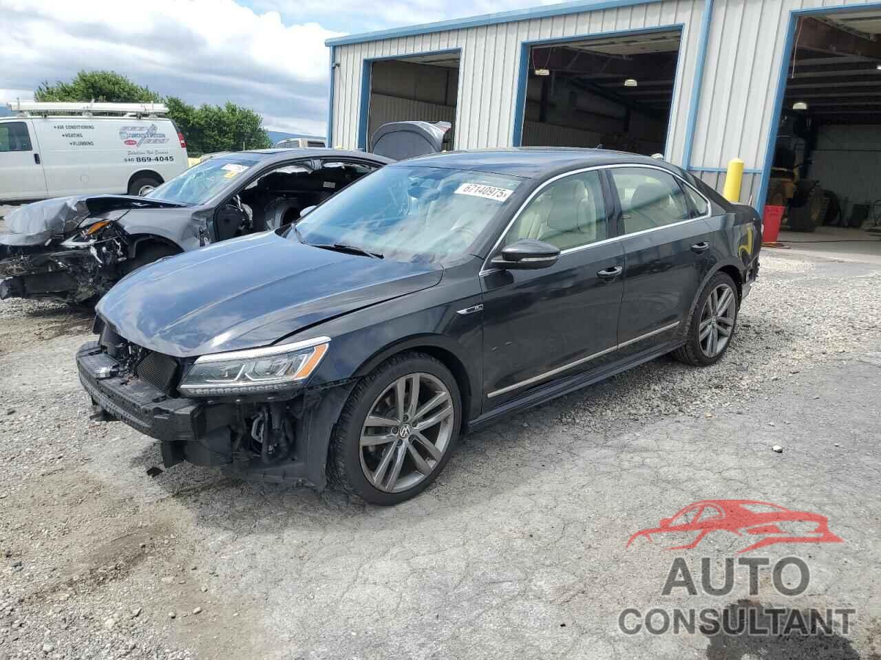 VOLKSWAGEN PASSAT 2017 - 1VWDT7A31HC078269