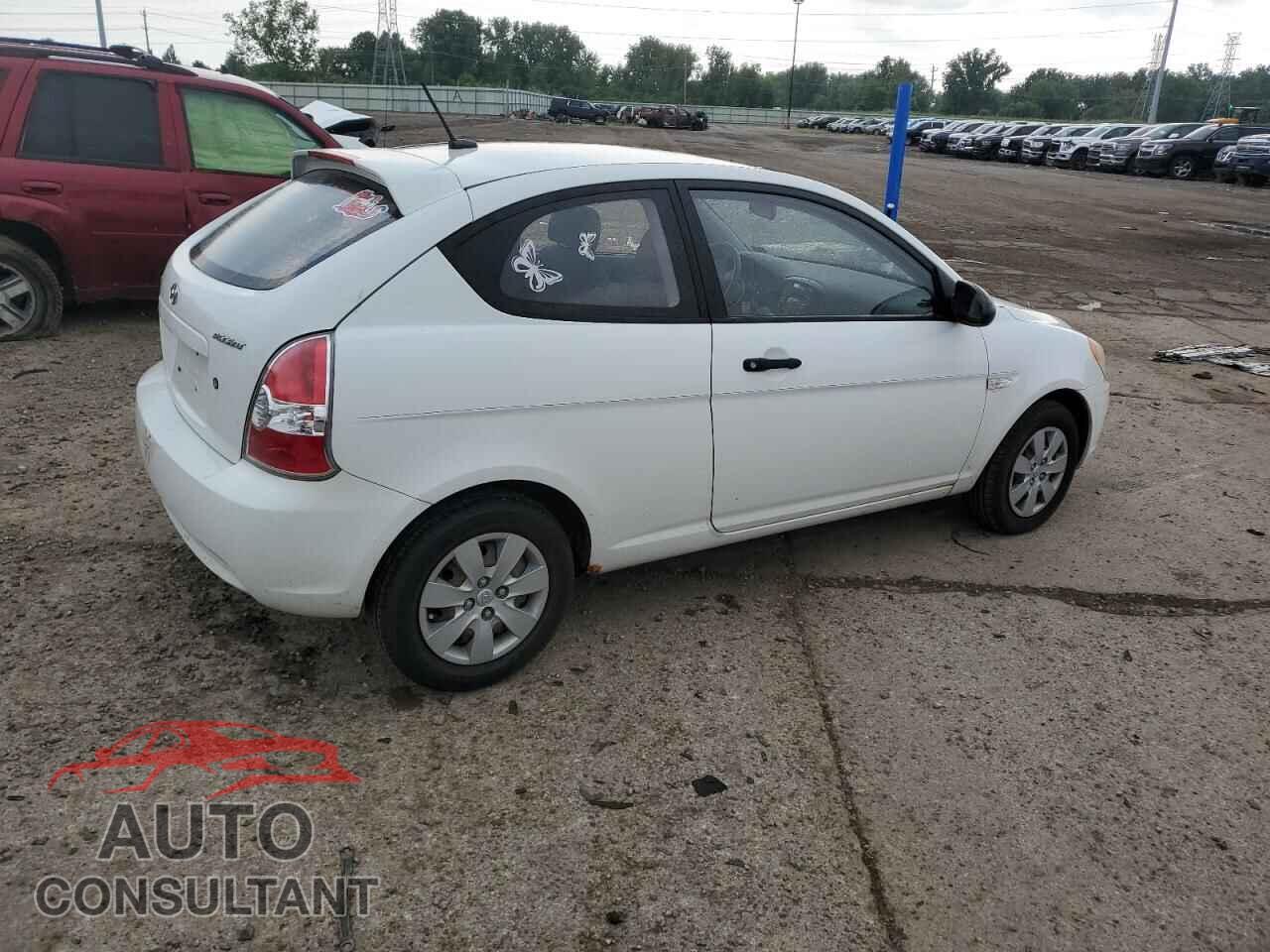 HYUNDAI ACCENT 2009 - KMHCM36C19U116300