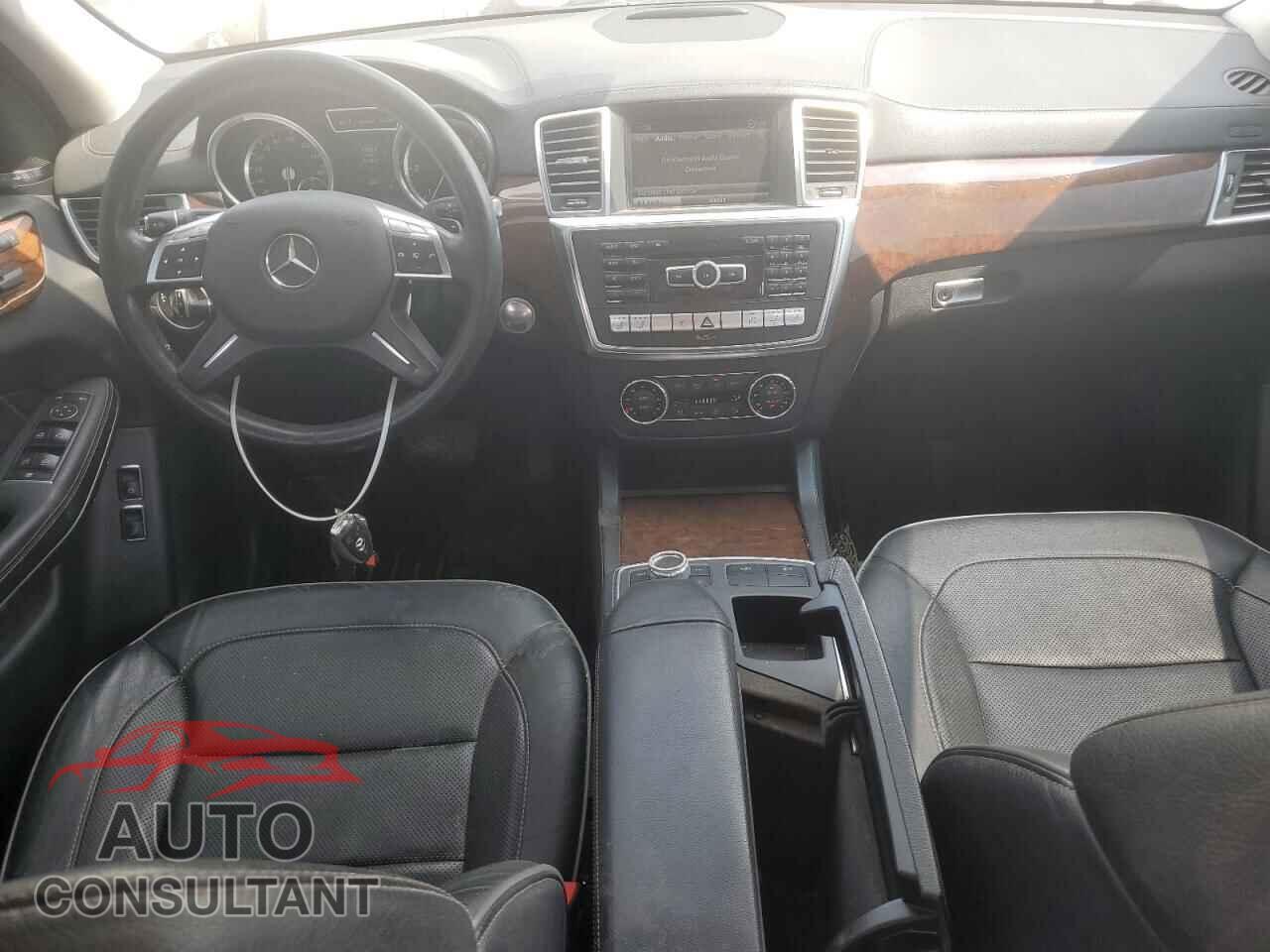 MERCEDES-BENZ GL-CLASS 2013 - 4JGDF2EE2DA219411