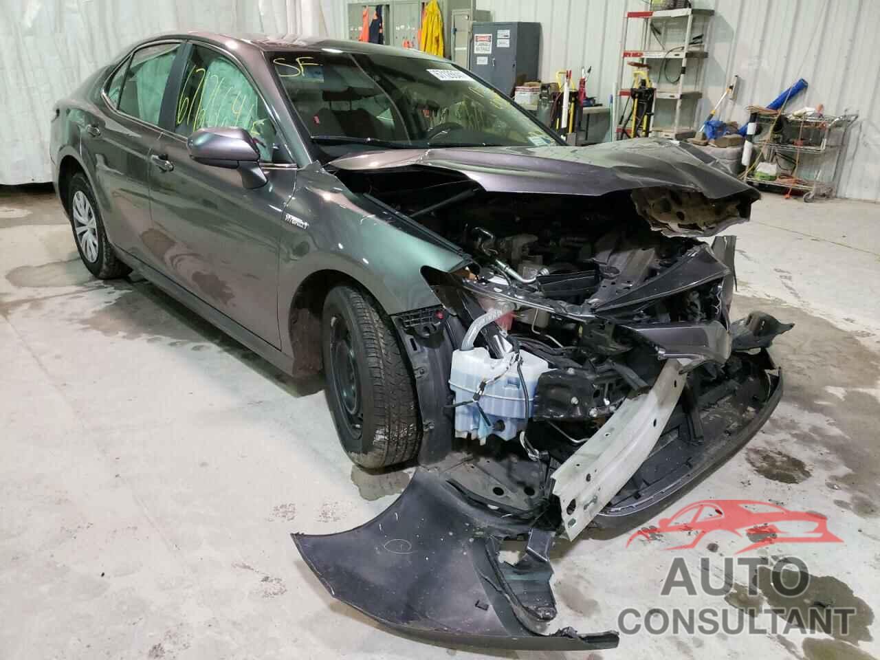 TOYOTA CAMRY 2018 - 4T1B31HK6JU002157
