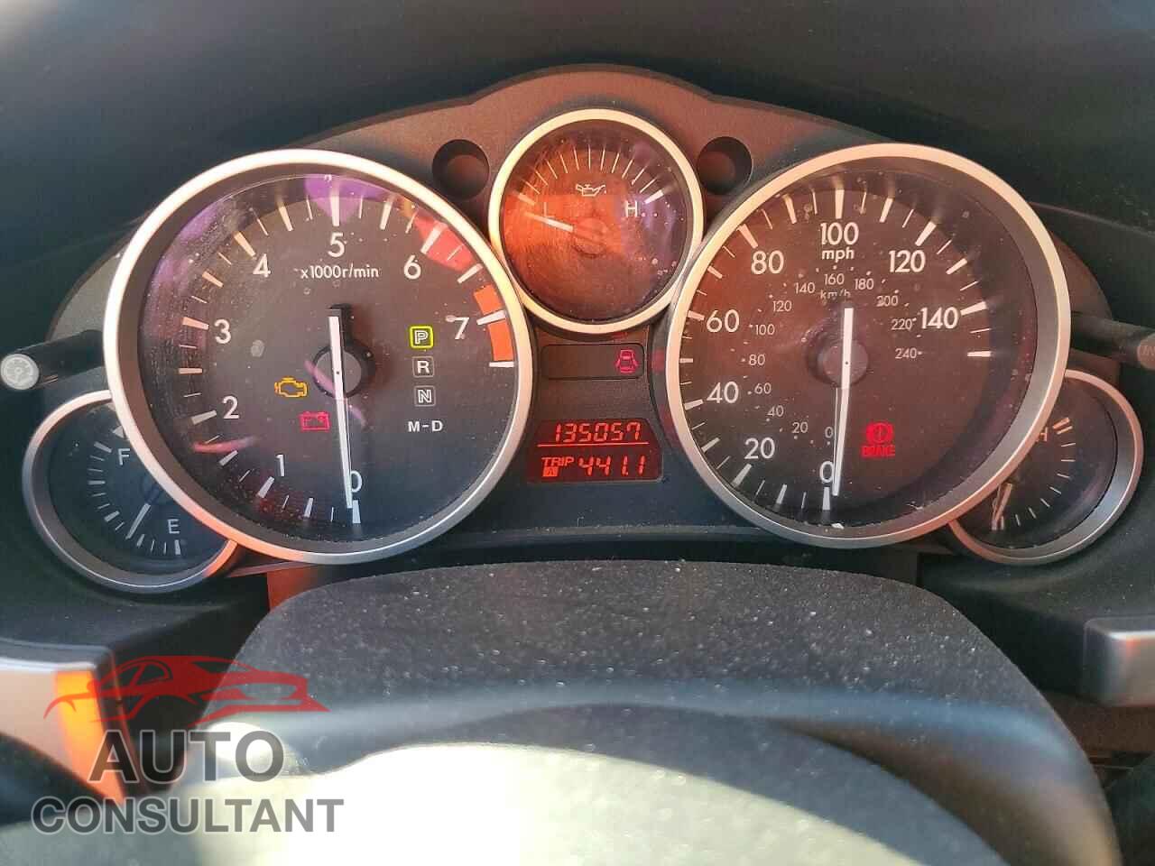 MAZDA MX5 2011 - JM1NC2NF1B0214875