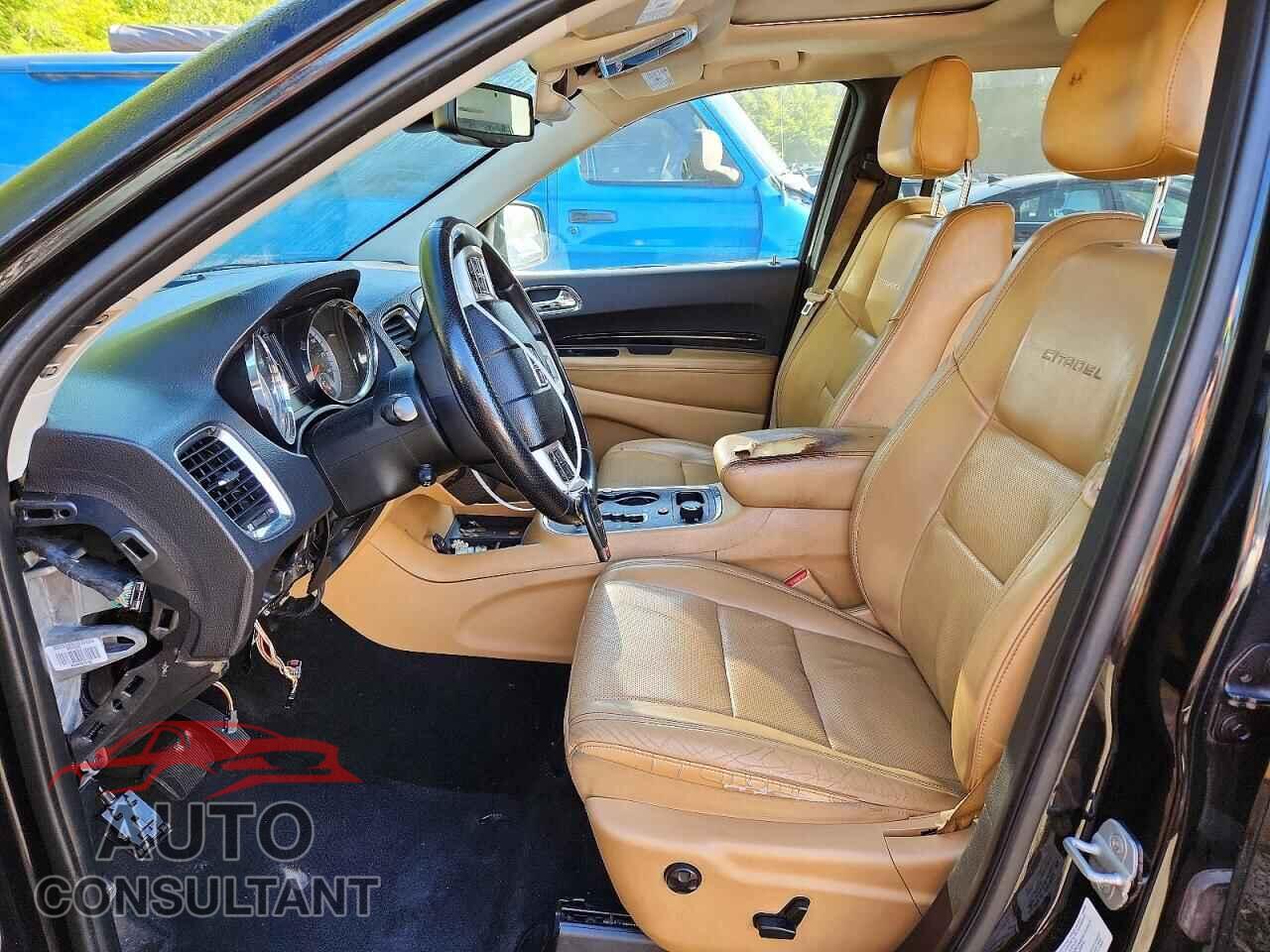 DODGE DURANGO 2012 - 1C4SDJET4CC205037