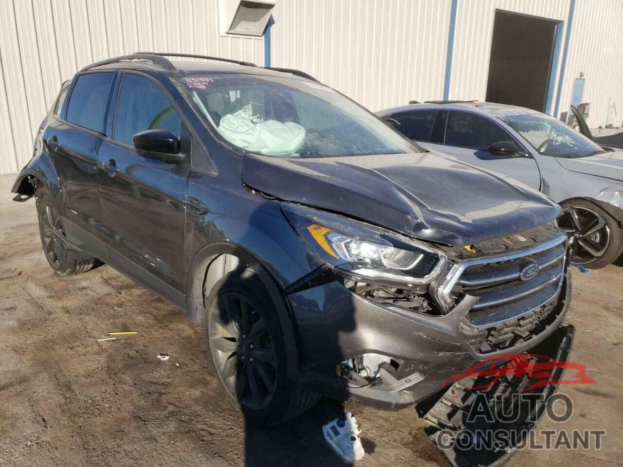 FORD ESCAPE 2018 - 1FMCU0GD2JUA02199