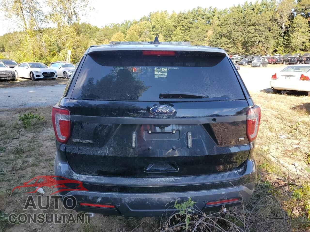FORD EXPLORER 2018 - 1FM5K8AR9JGB92177