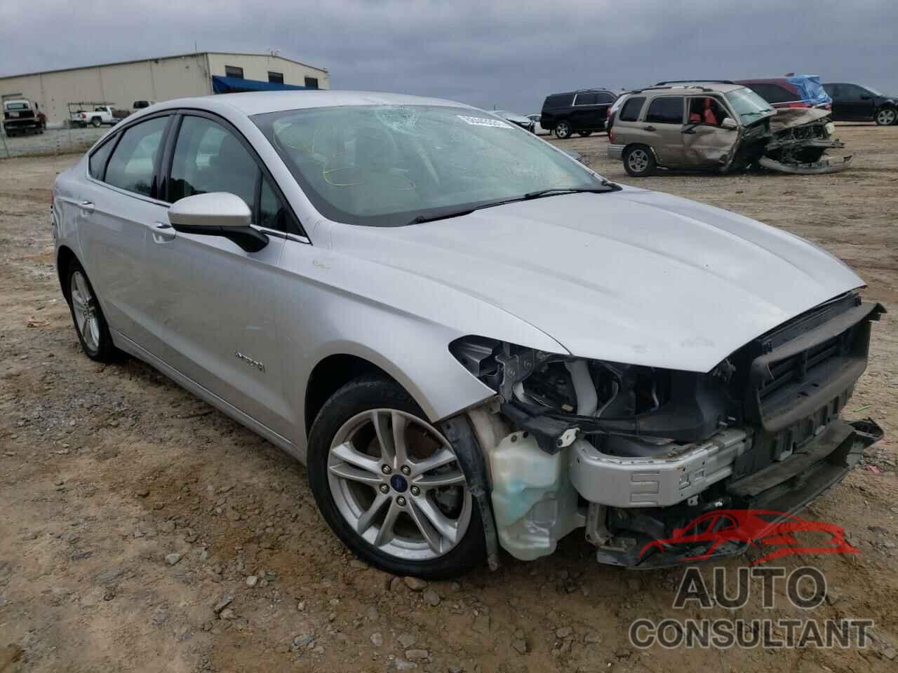 FORD FUSION 2018 - 3FA6P0LU7JR141675