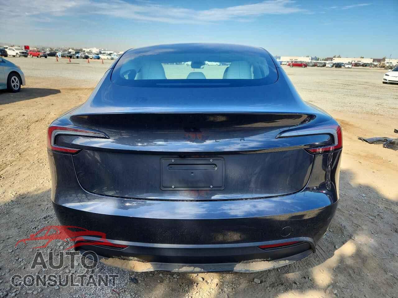 TESLA MODEL 3 2026 - 5YJ3E1EA5TF135518