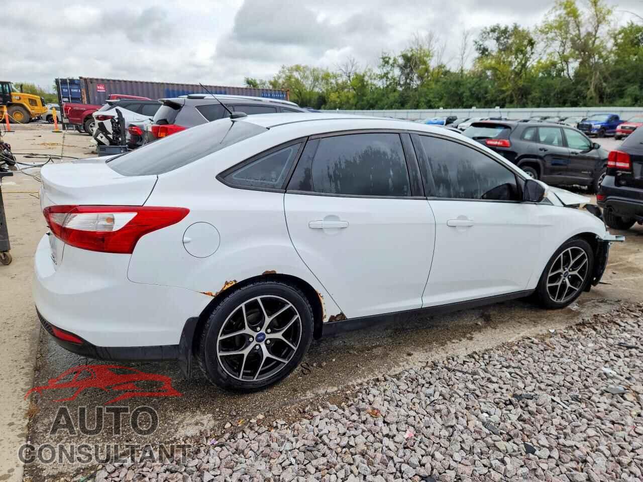 FORD FOCUS 2014 - 1FADP3F26EL335086