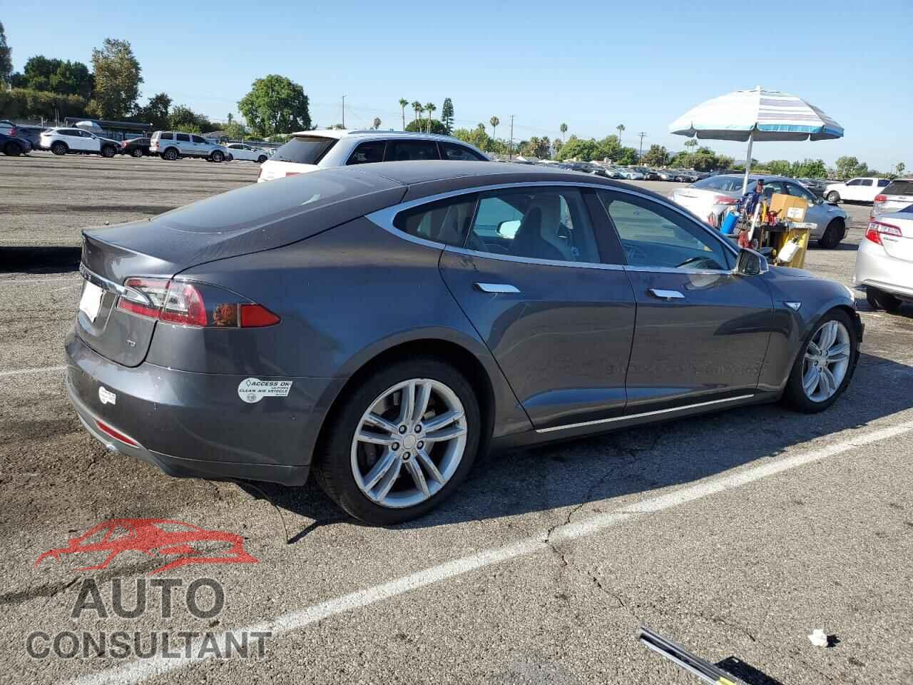 TESLA MODEL S 2015 - 5YJSA1S10FF098989