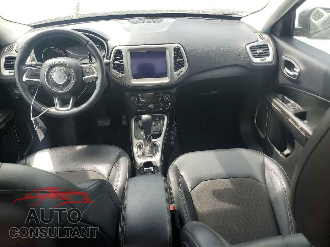 JEEP COMPASS 2017 - 3C4NJDBB3HT689247