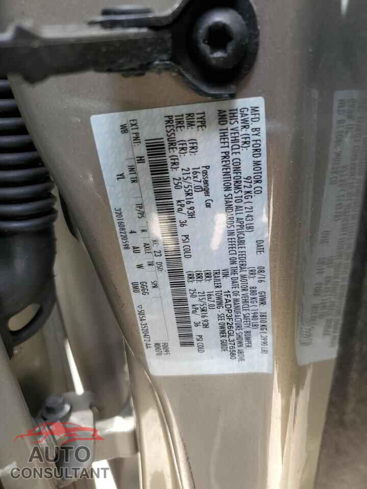 FORD FOCUS 2016 - 1FADP3F26GL376580