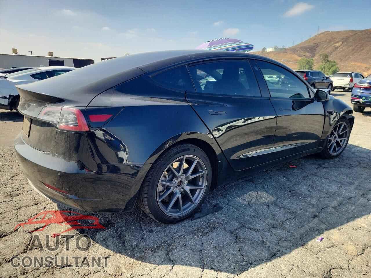 TESLA MODEL 3 2021 - 5YJ3E1EA0MF977278