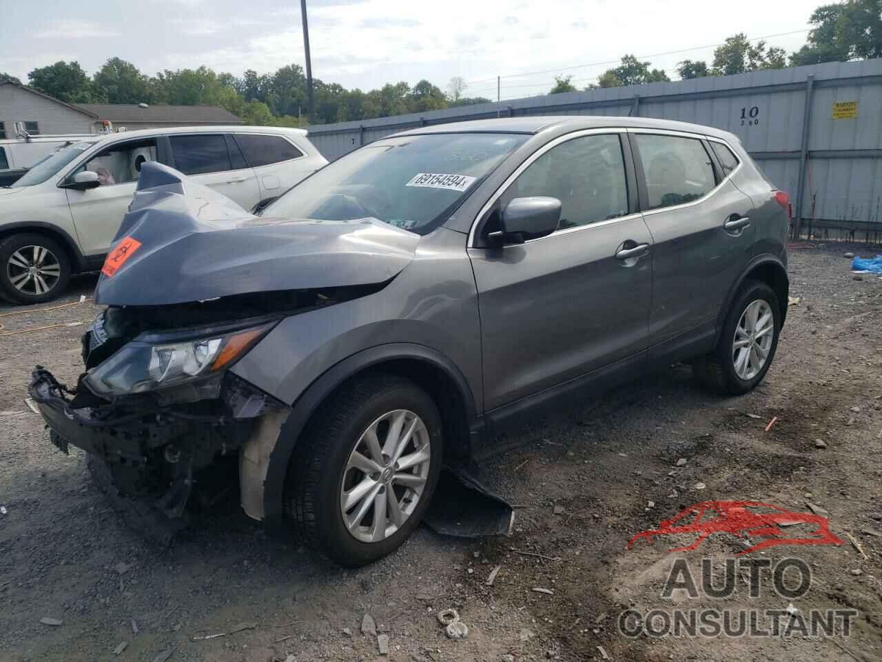NISSAN ROGUE 2017 - JN1BJ1CR2HW134123