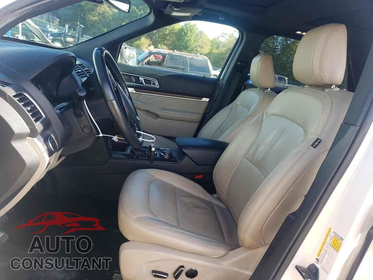 FORD EXPLORER 2018 - 1FM5K8F81JGB16095