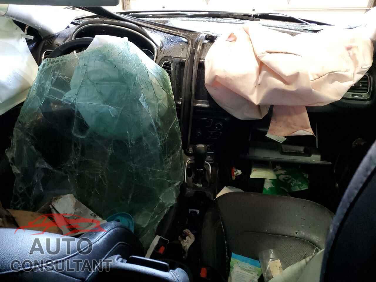 JEEP COMPASS 2020 - 3C4NJDCB6LT242659