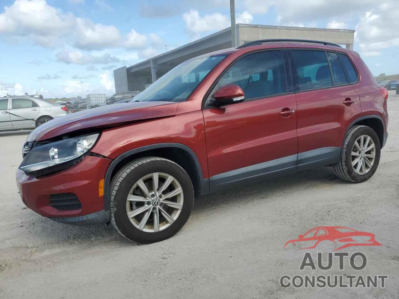 VOLKSWAGEN TIGUAN 2015 - WVGAV7AX6FW113348