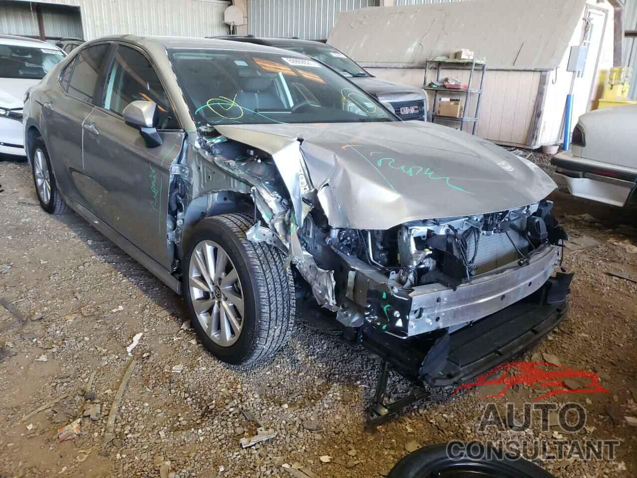 TOYOTA CAMRY 2021 - 4T1C11AK8MU520098