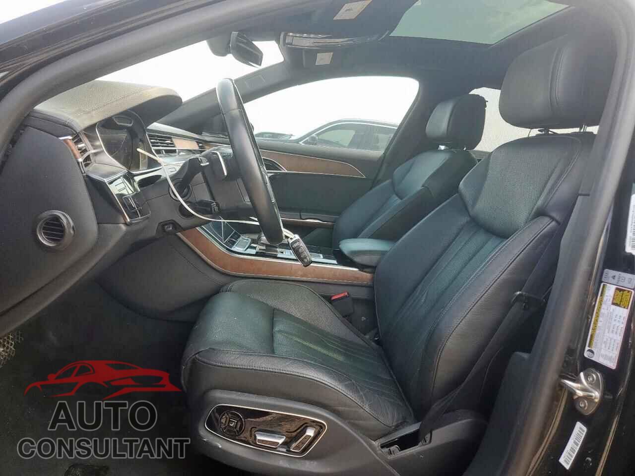 AUDI A8 2019 - WAU8DAF85KN010522