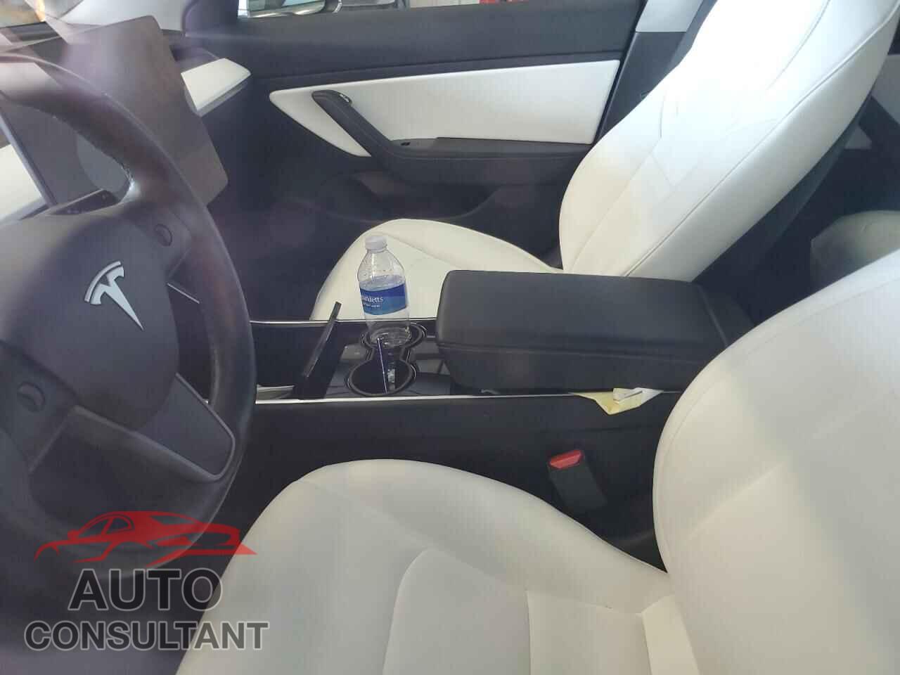 TESLA MODEL 3 2019 - 5YJ3E1EA7KF327778