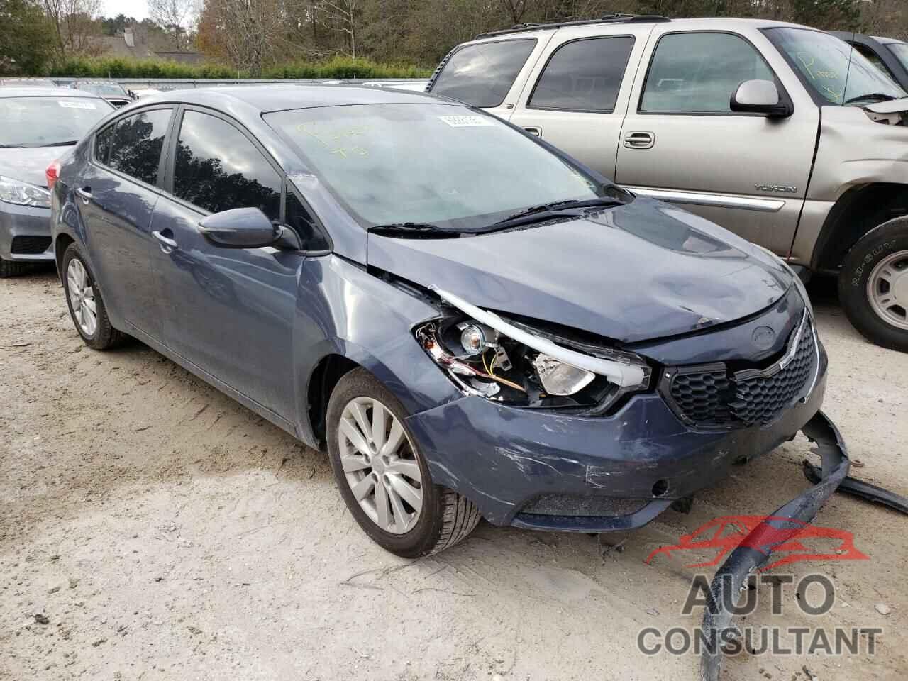 KIA FORTE 2016 - KNAFX4A61G5608121