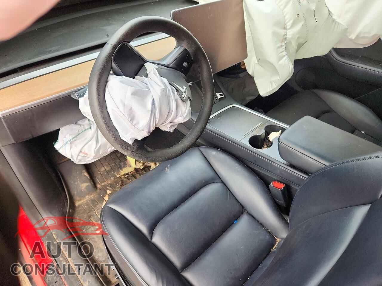 TESLA MODEL Y 2022 - 7SAYGDEE2NF457561