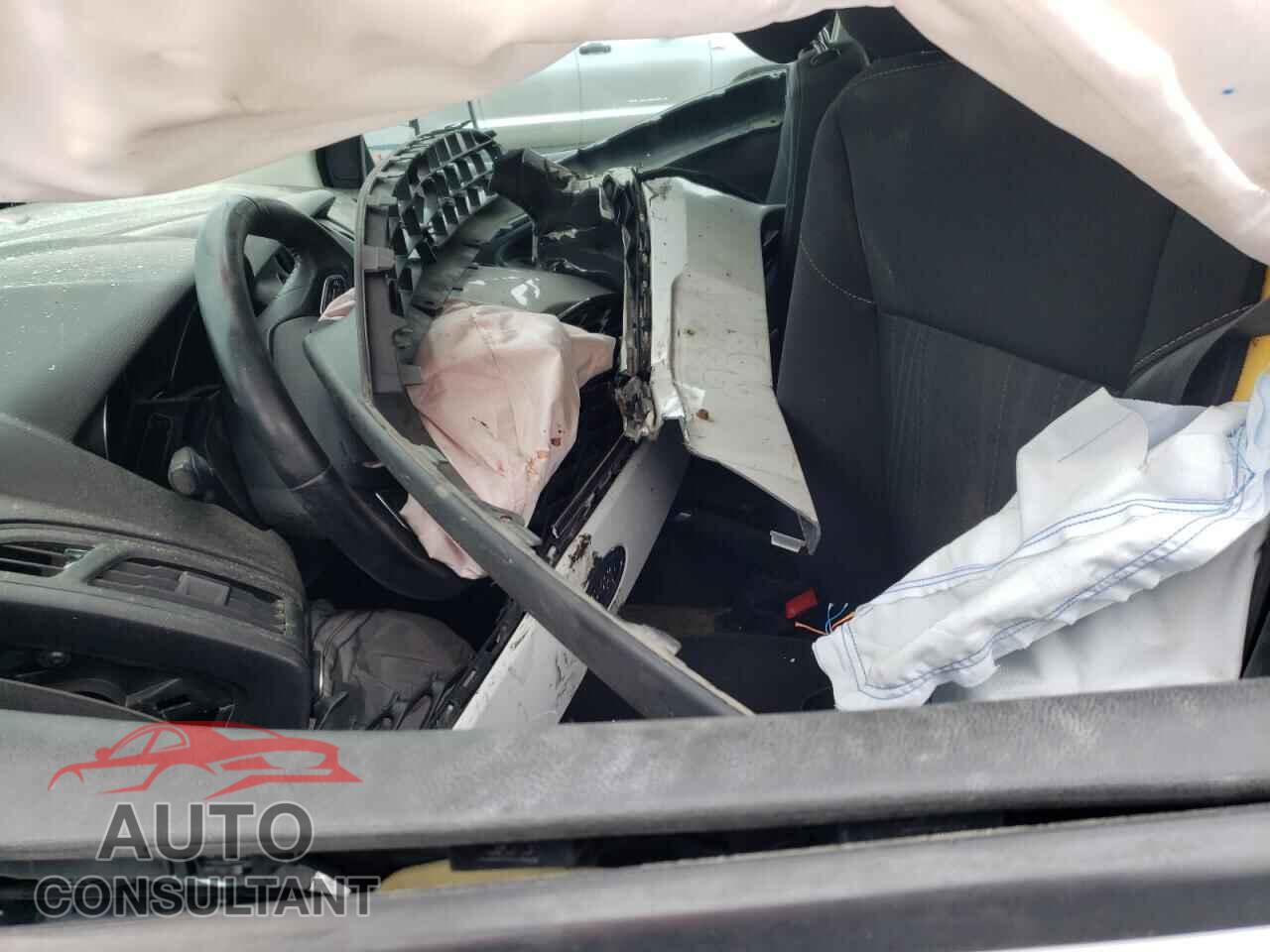 FORD FOCUS 2016 - 1FADP3K27GL319214