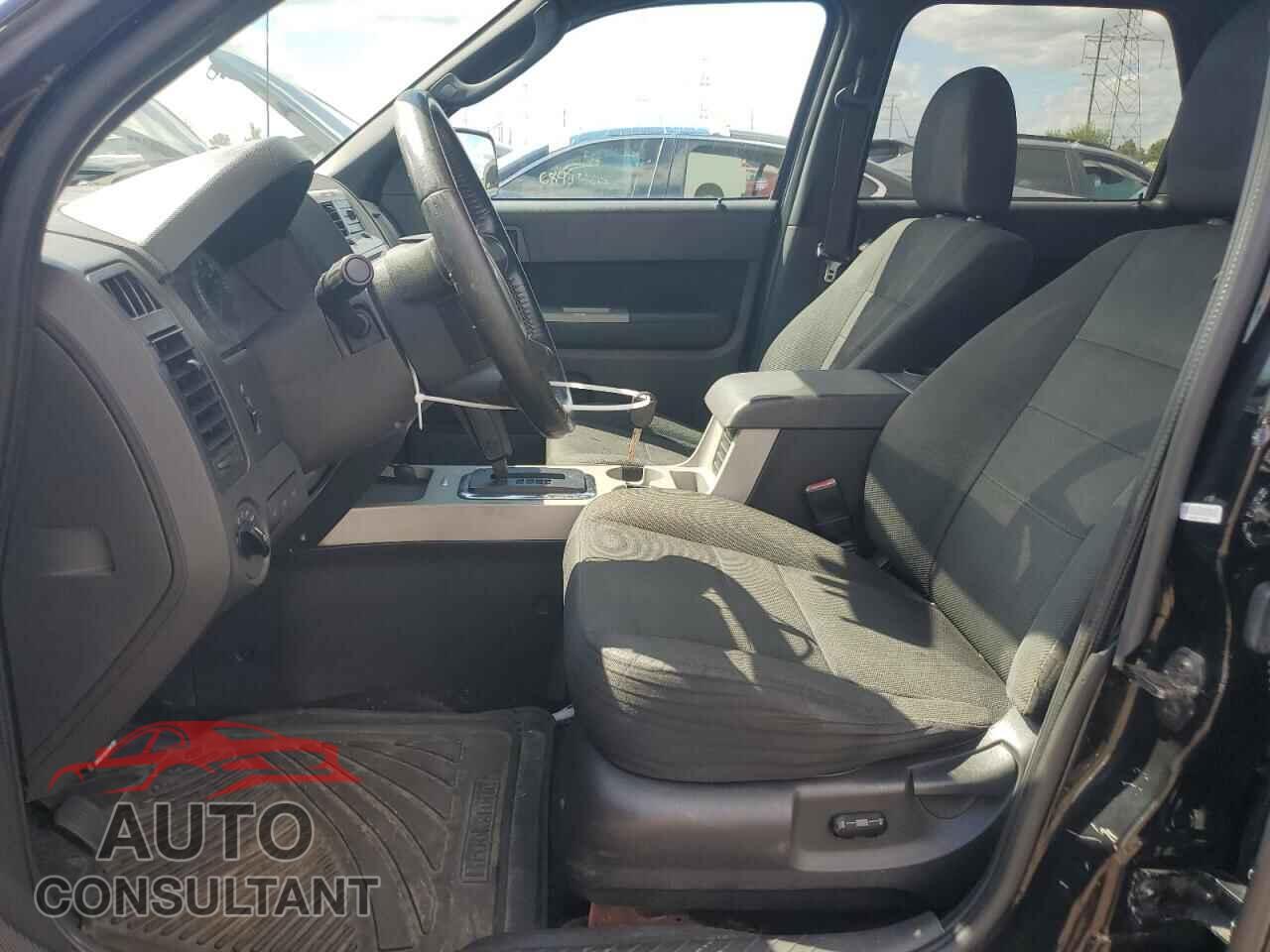 FORD ESCAPE 2009 - 1FMCU03G29KB10331