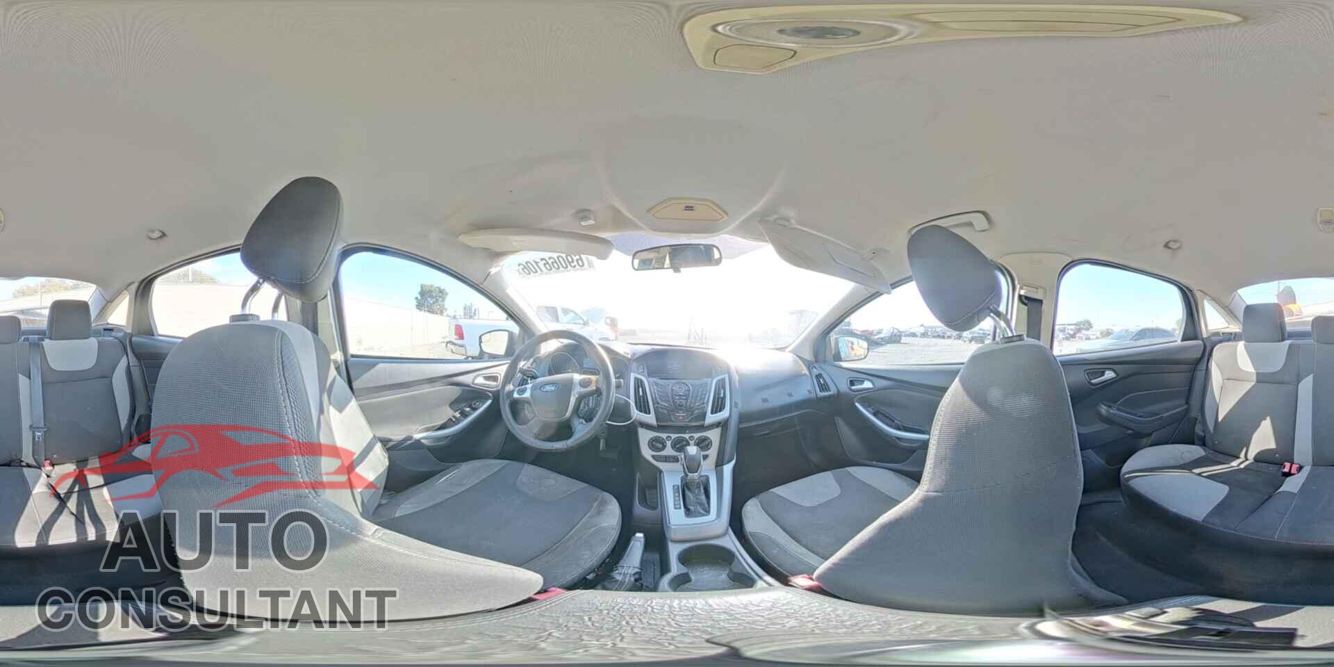 FORD FOCUS 2012 - 1FAHP3F22CL114485