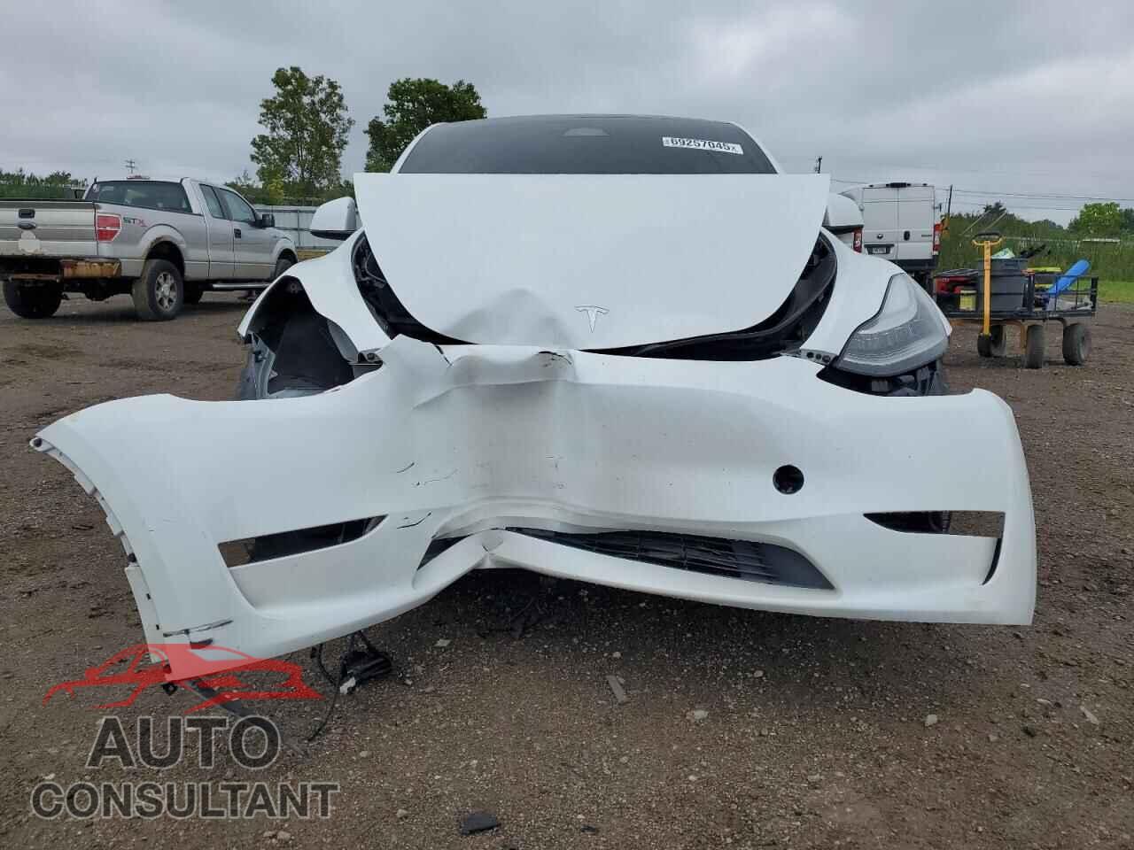 TESLA MODEL Y 2023 - 7SAYGDEE6PA068809