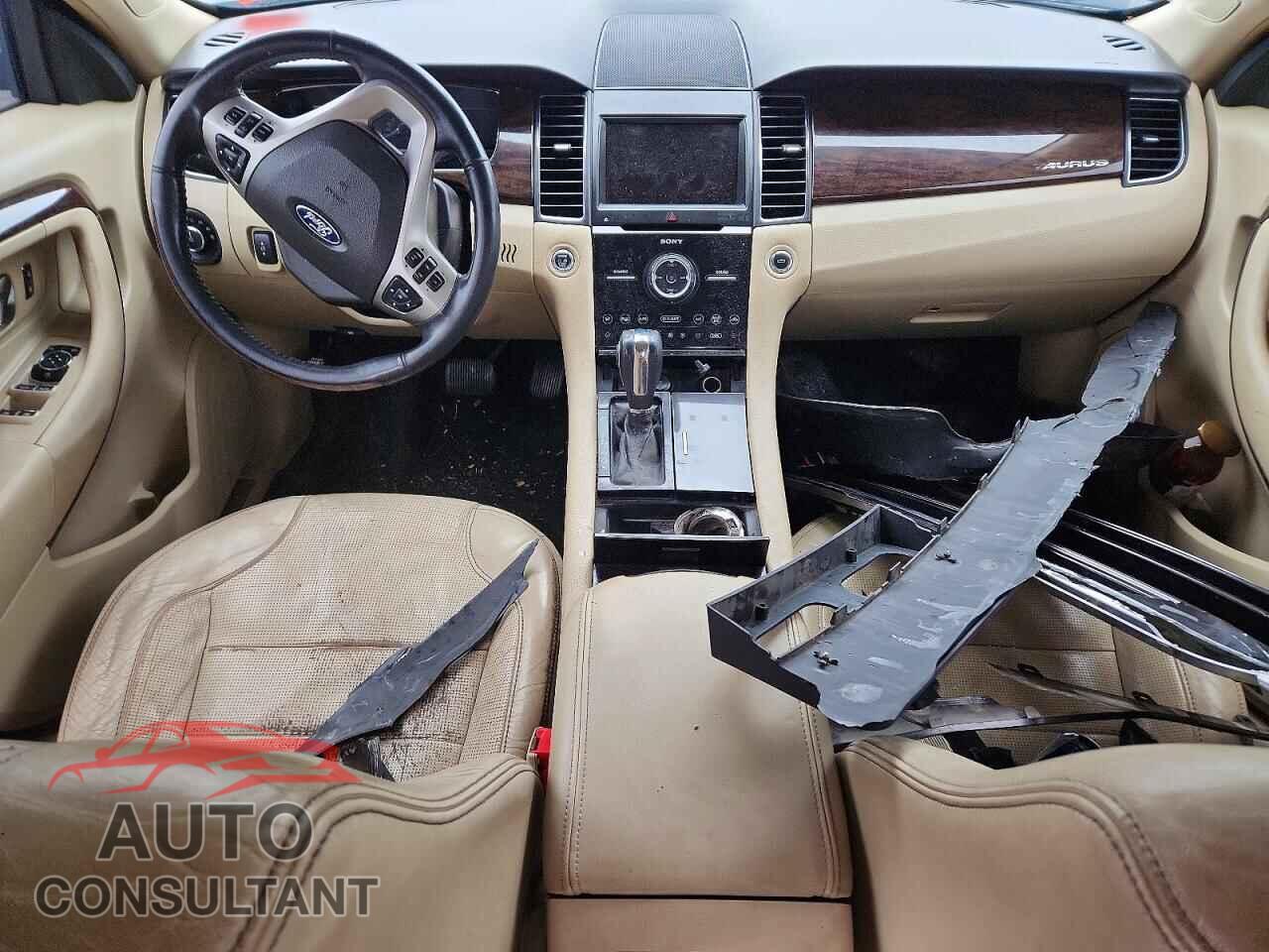 FORD TAURUS 2013 - 1FAHP2F81DG100747