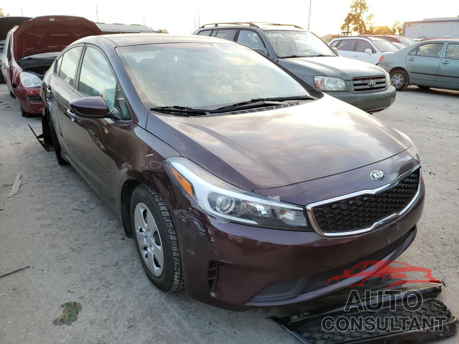 KIA FORTE 2017 - 3KPFK4A70HE068972