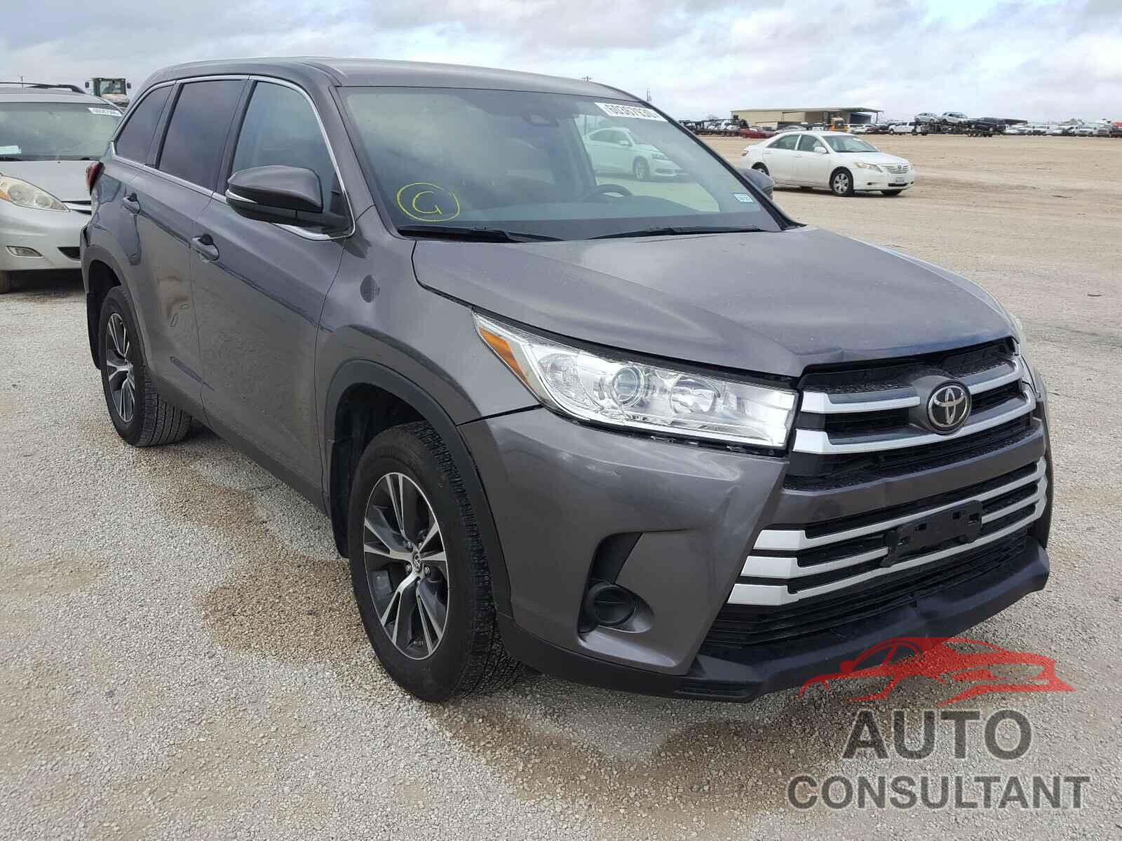 TOYOTA HIGHLANDER 2019 - 5TDBZRFH3KS978847