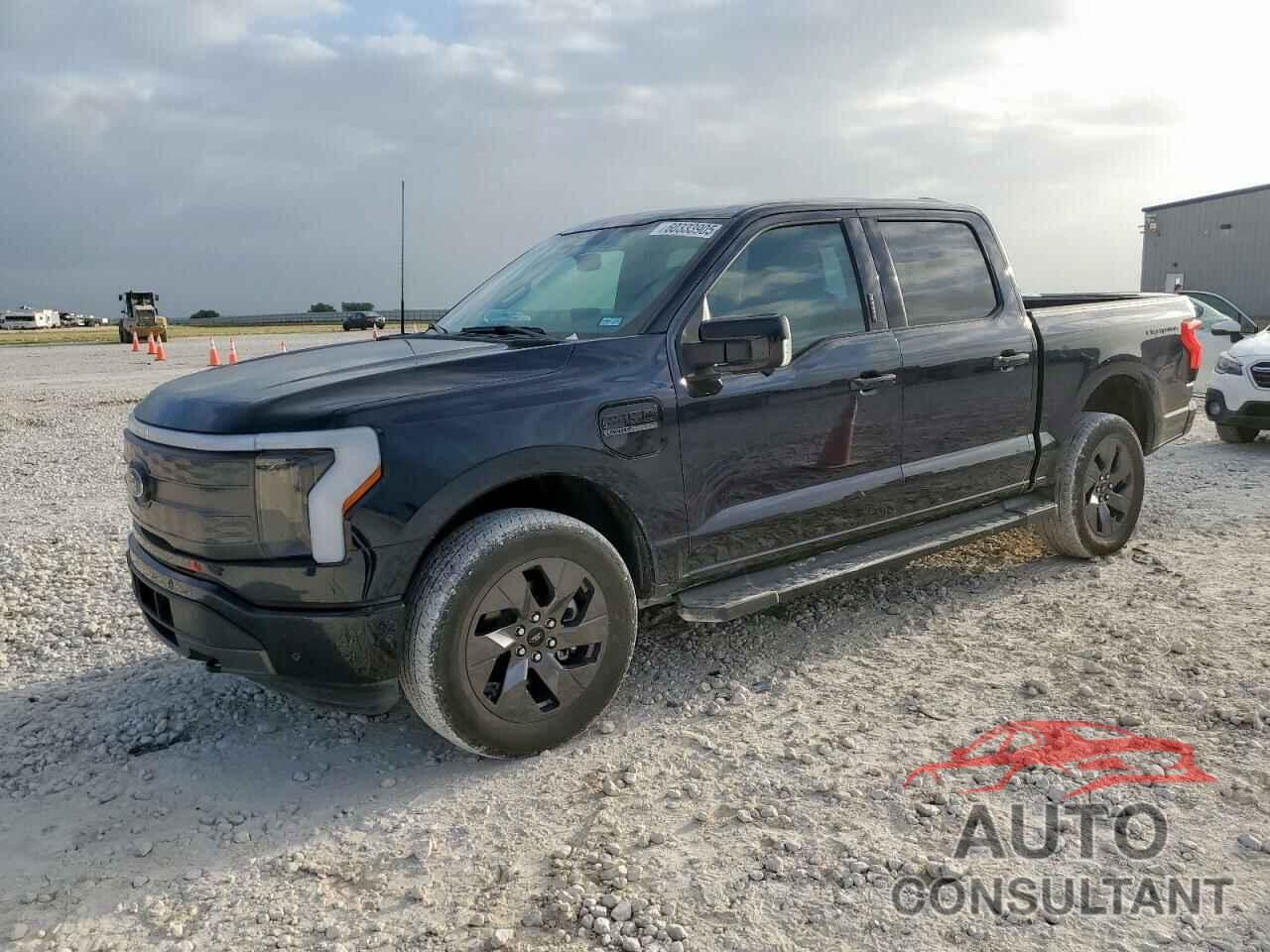 FORD F150 LIGHT 2023 - 1FTVW1EV9PWG16429