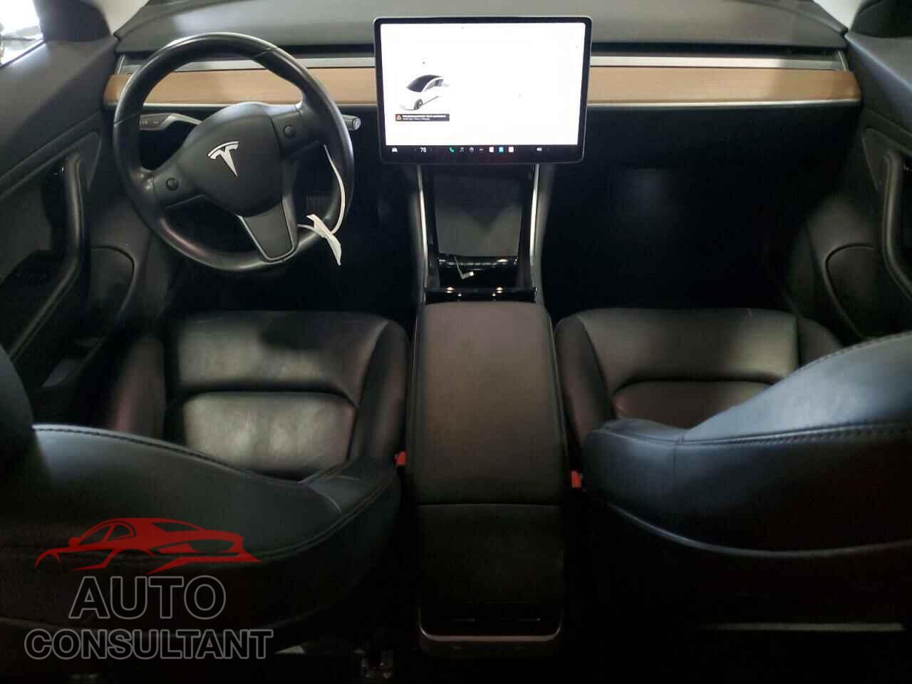 TESLA MODEL 3 2019 - 5YJ3E1EB9KF211636