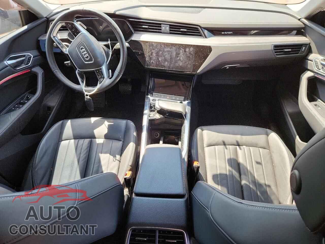 AUDI E-TRON 2021 - WA1AAAGE2MB006024