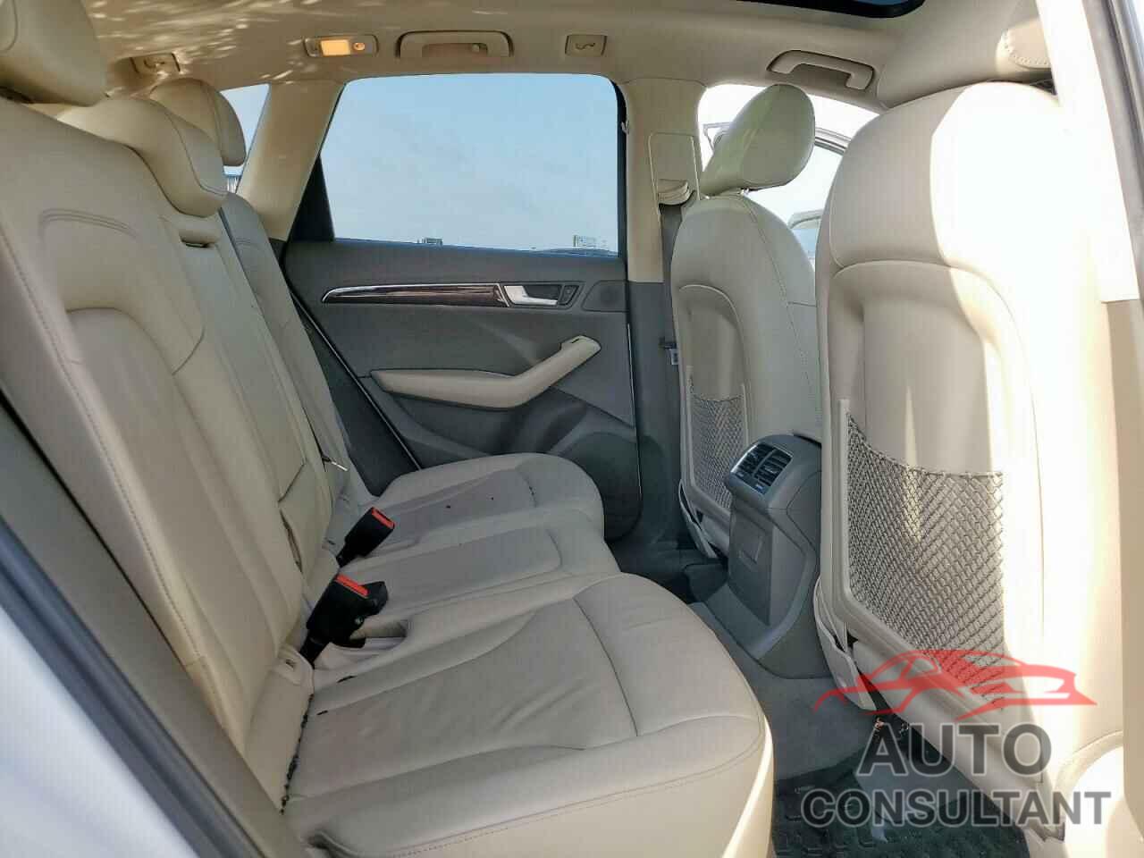 AUDI Q5 2012 - WA1LFAFP7CA010023