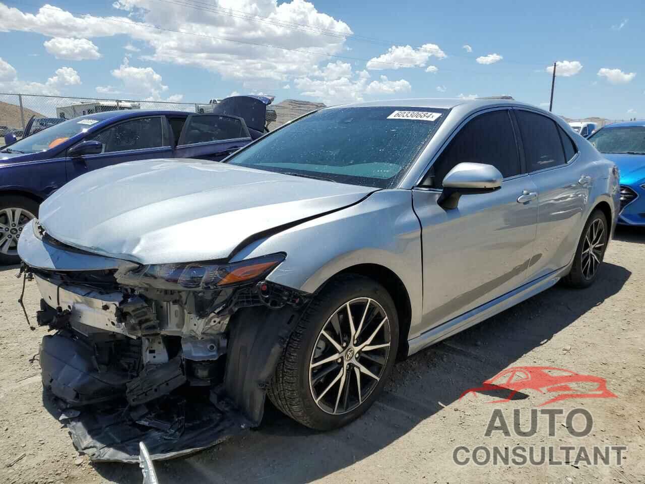TOYOTA CAMRY 2021 - 4T1G11AKXMU616722