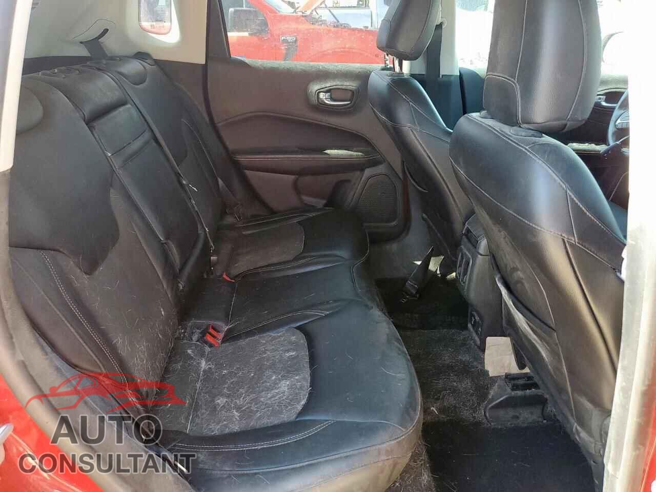JEEP COMPASS 2018 - 3C4NJDBB7JT138969