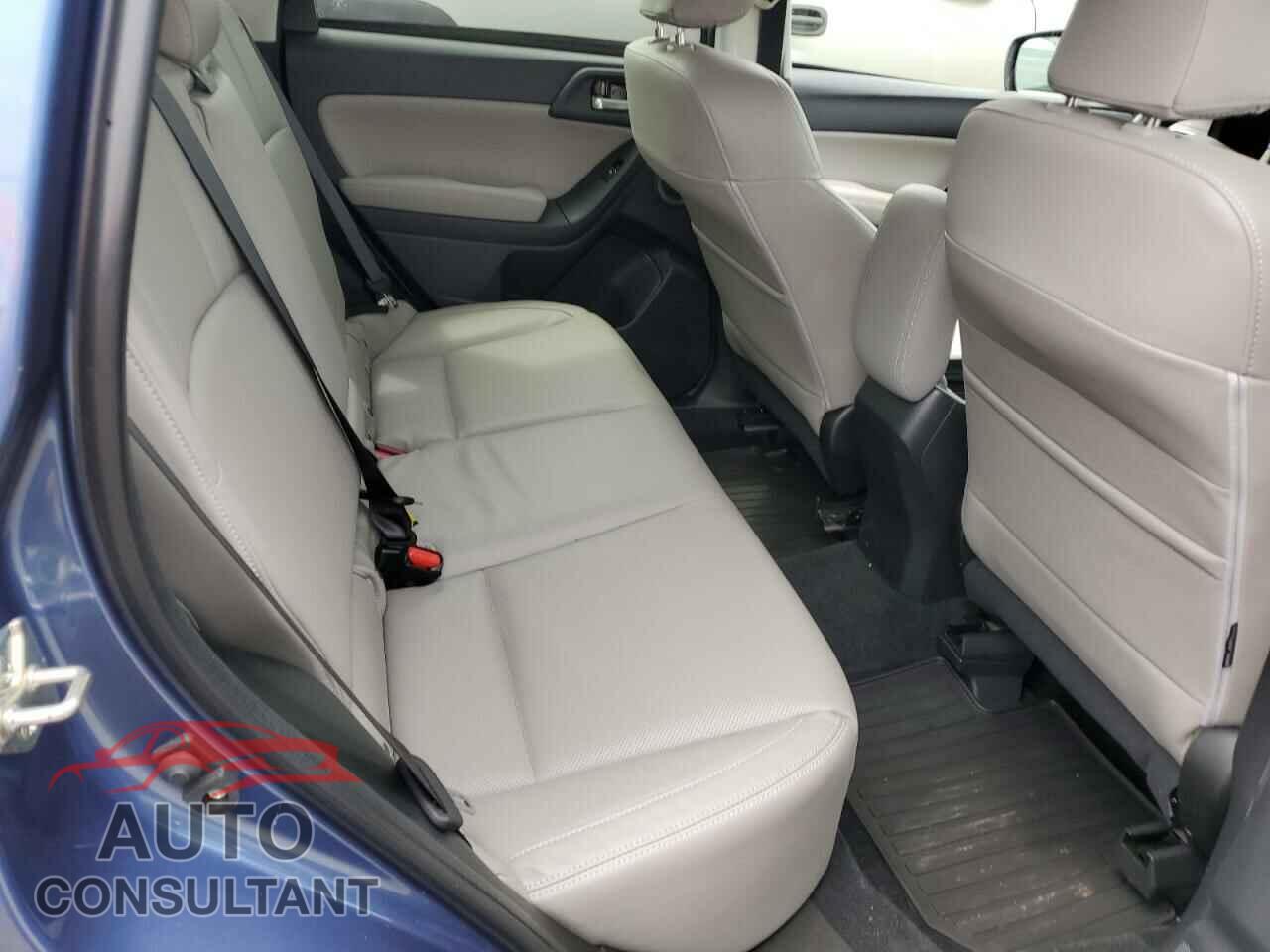 SUBARU FORESTER 2017 - JF2SJARC8HH541689