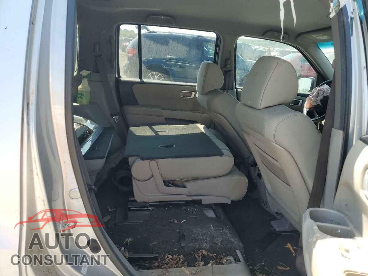HONDA PILOT 2011 - 5FNYF3H27BB049998