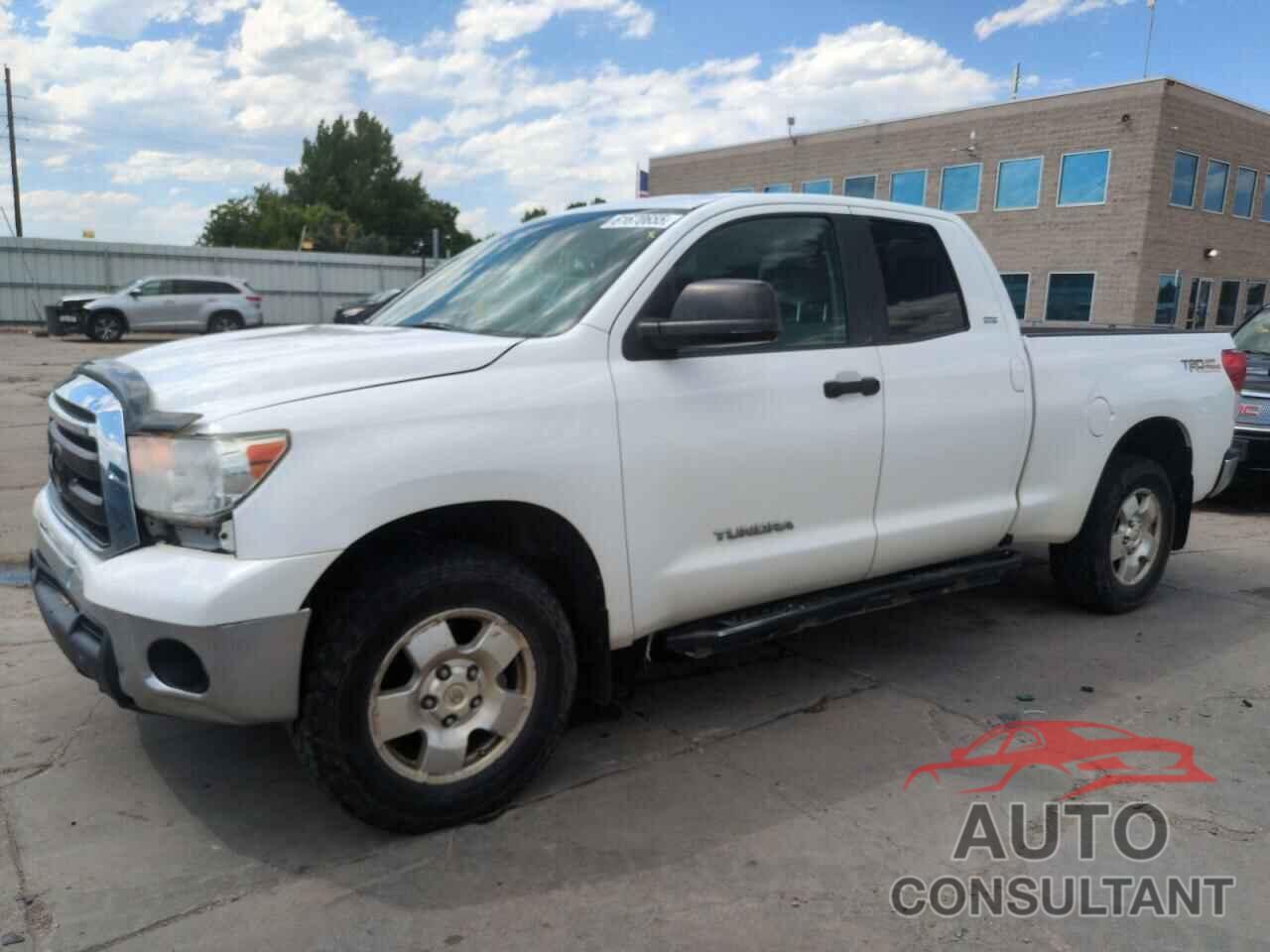 TOYOTA TUNDRA 2013 - 5TFUM5F14DX047175