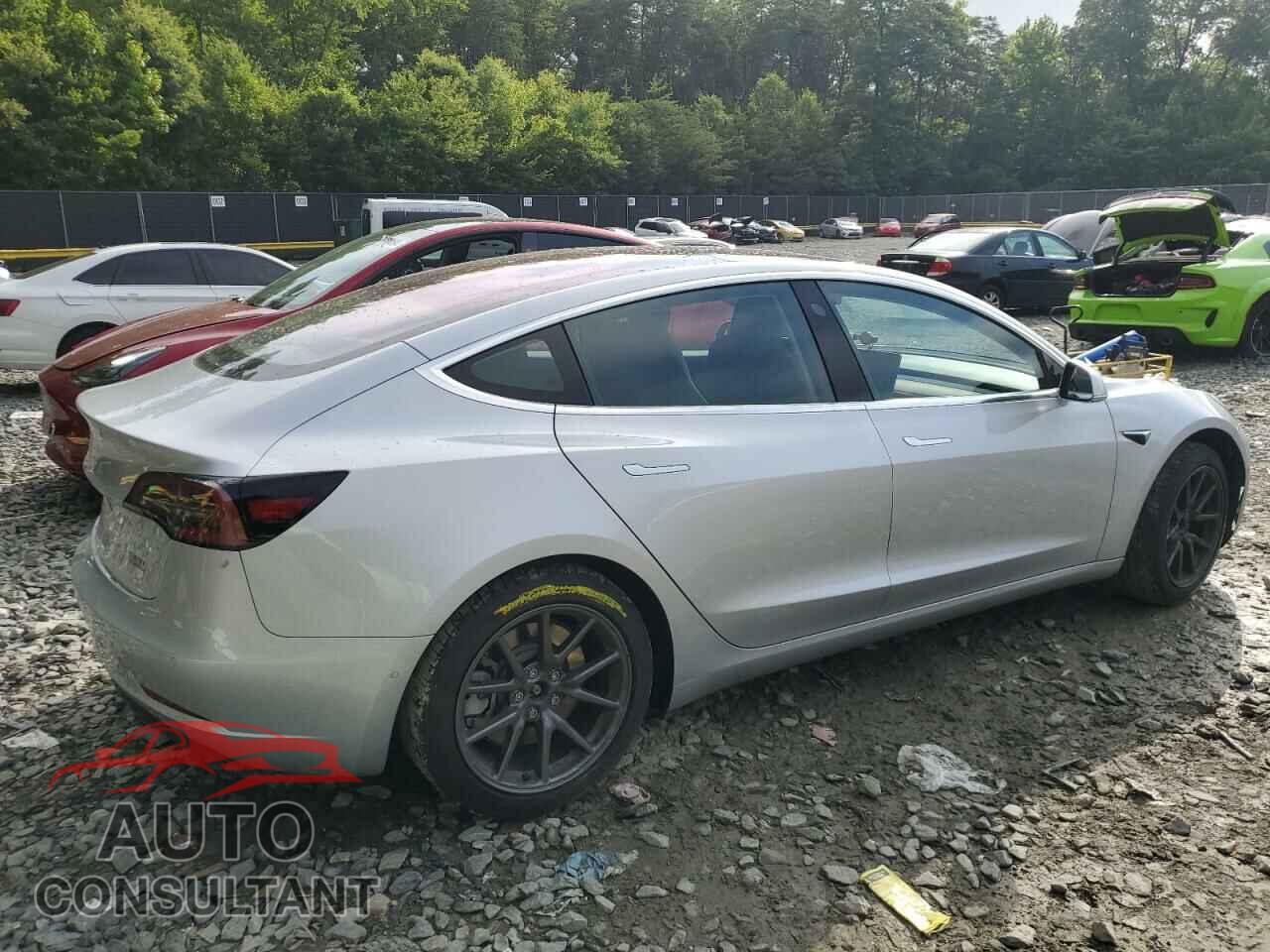 TESLA MODEL 3 2018 - 5YJ3E1EA8JF021932