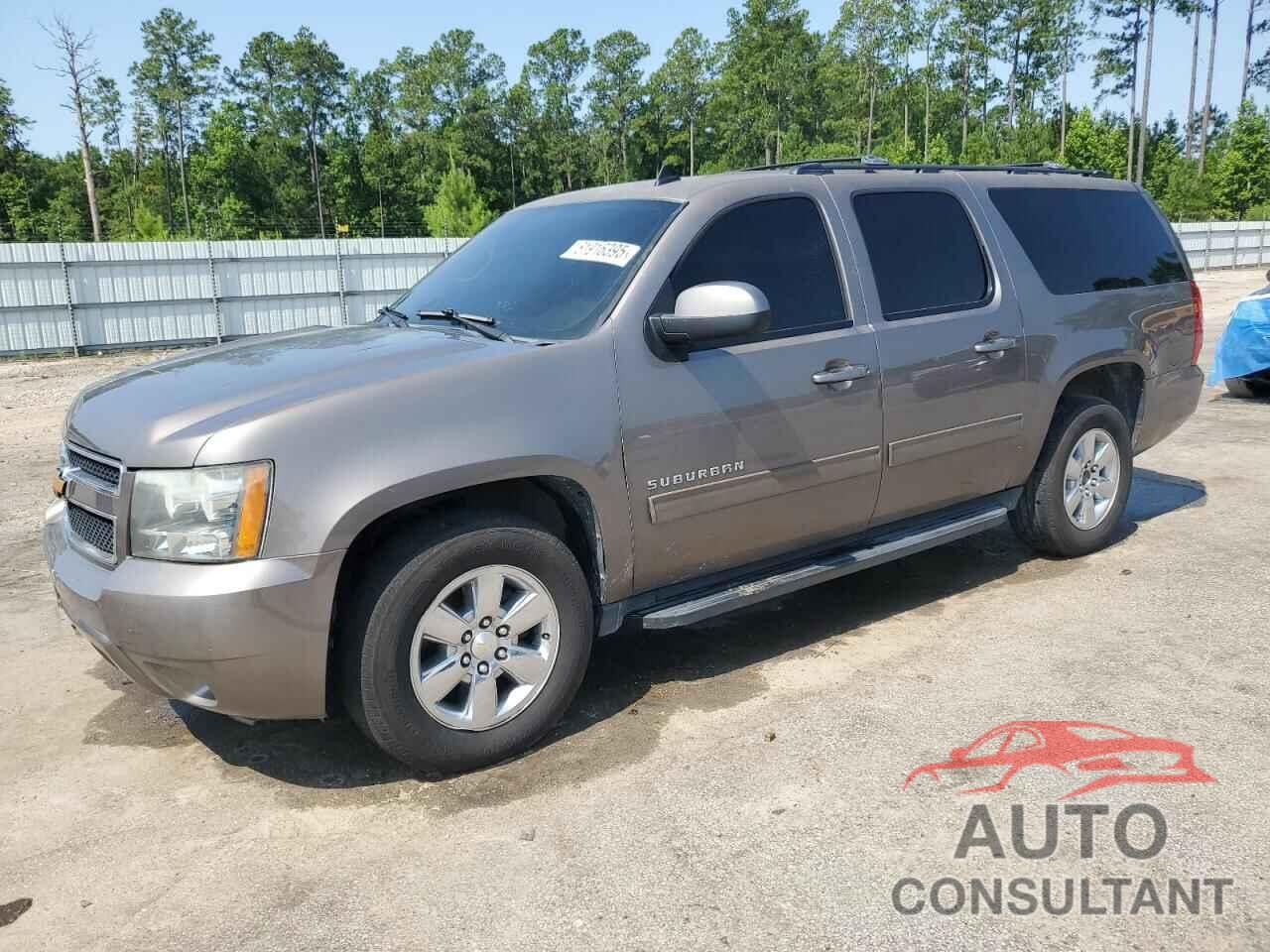 CHEVROLET SUBURBAN 2014 - 1GNSCHE05ER240761