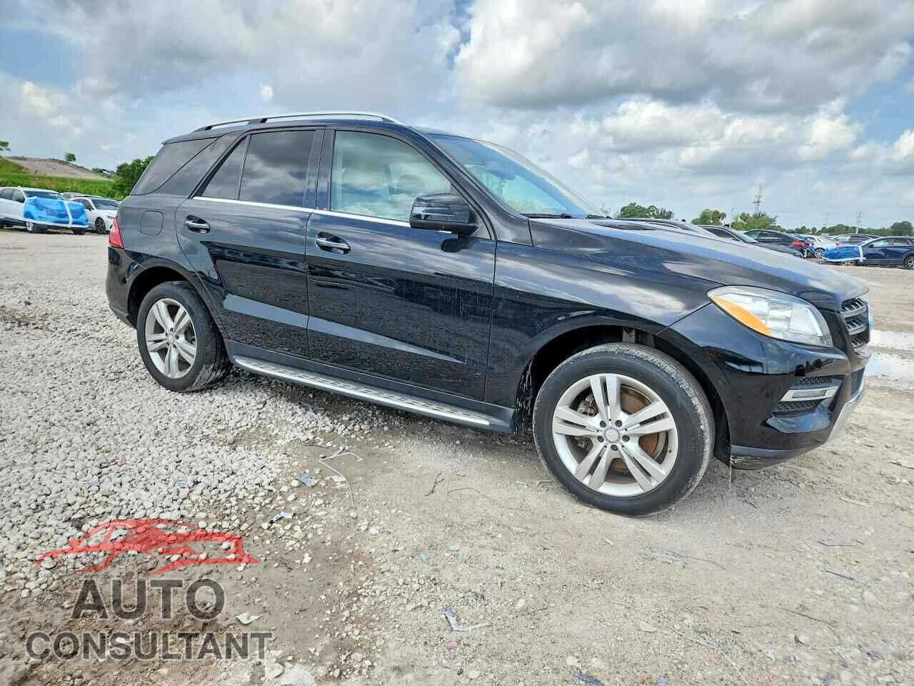 MERCEDES-BENZ M-CLASS 2015 - 4JGDA5JB8FA552565